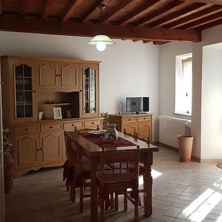 Beautiful Apartment With Exclusive Garden And Terrace Monteverdi Marittimo Eksteriør bilde