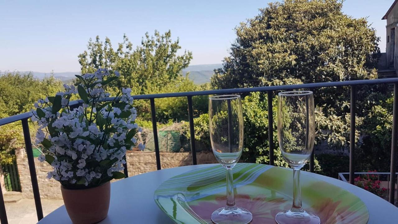 Beautiful Apartment With Exclusive Garden And Terrace Monteverdi Marittimo Eksteriør bilde